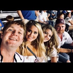 Meet your Posher, Haley